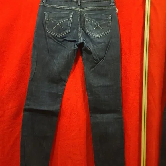 Jeans - Picture 5 of 5